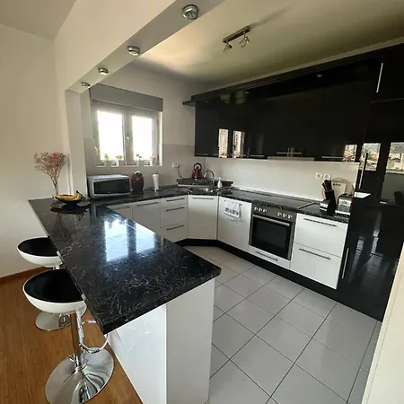 Luxury Aparment Blossom Apartment *